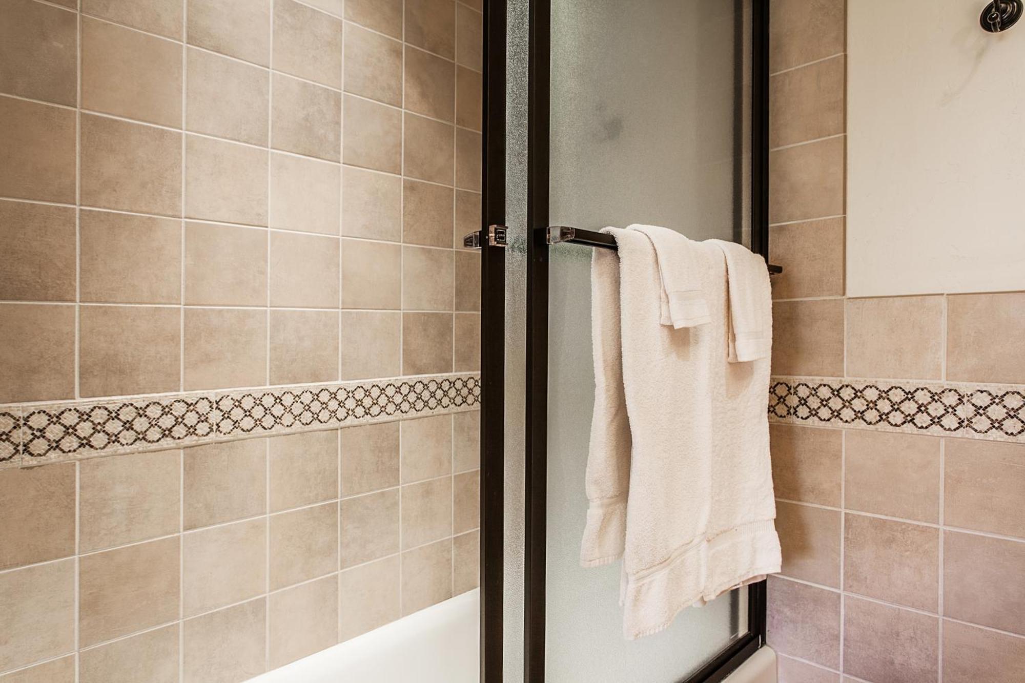 Willows Condos By Snowmass Vacations Snowmass Village Room photo