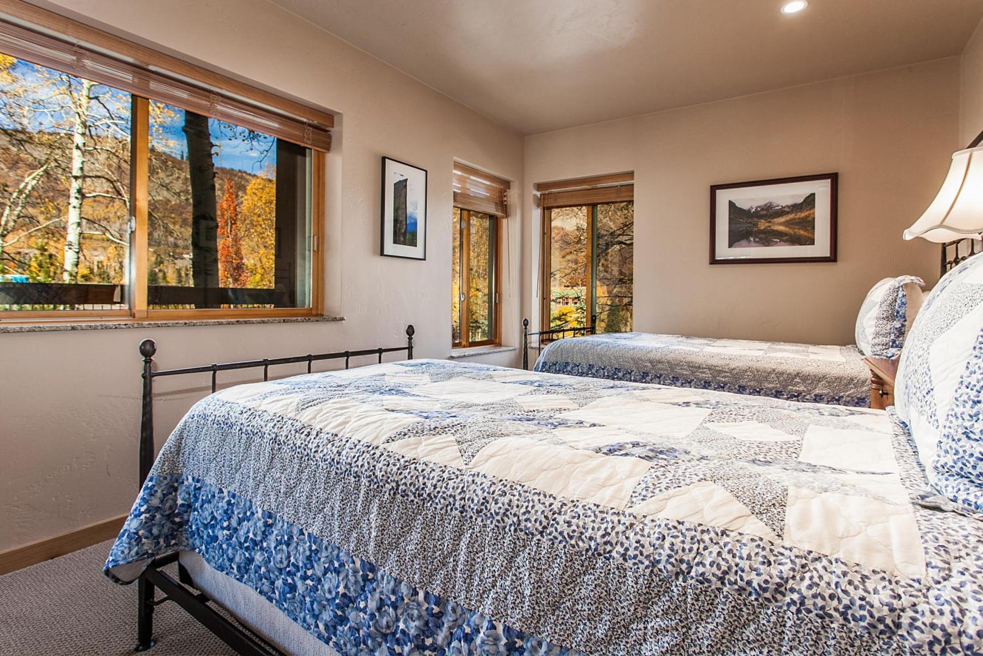 Willows Condos By Snowmass Vacations Snowmass Village Room photo